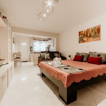 Aigli Studio Kavala Buitenkant foto